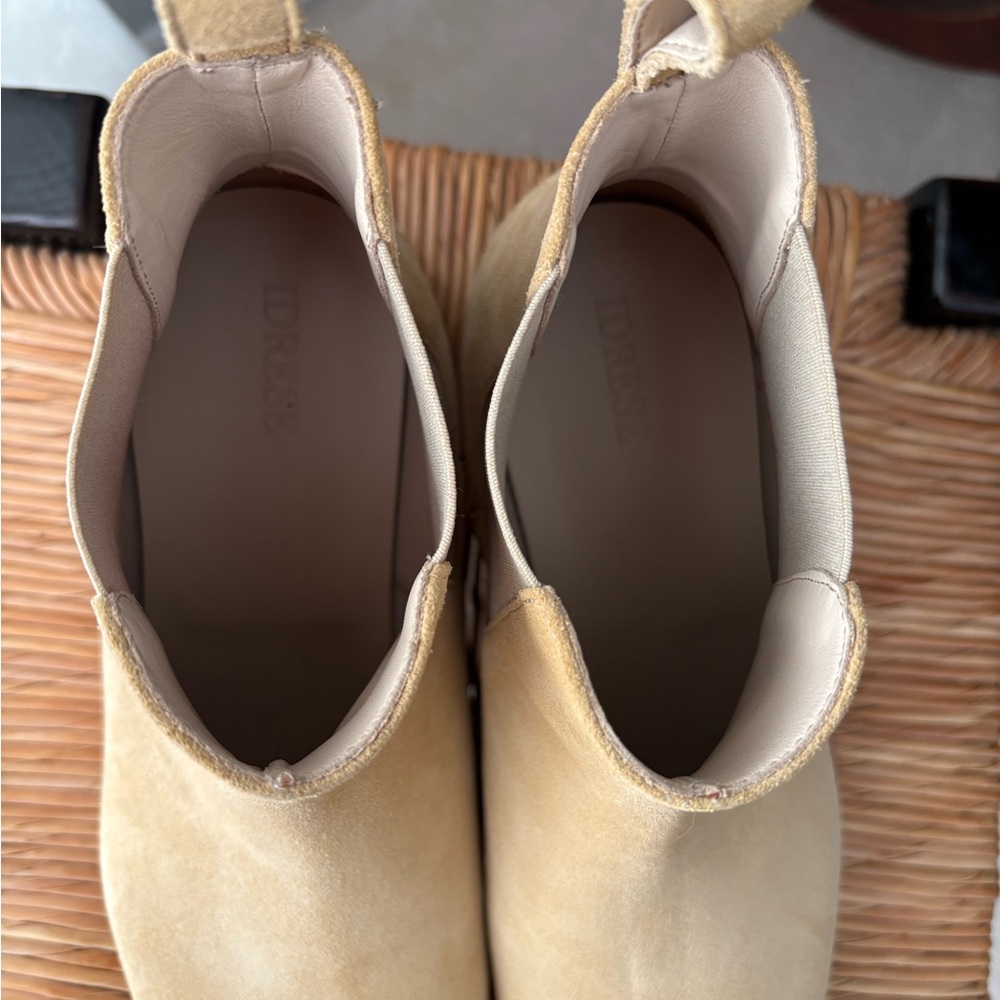 IDRESE HARVEY Chelsea Boots - Picture 2 of 5